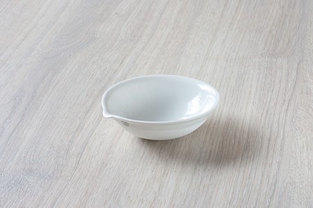 Misky odpařovací polohluboké s výlevkou, porcelán
